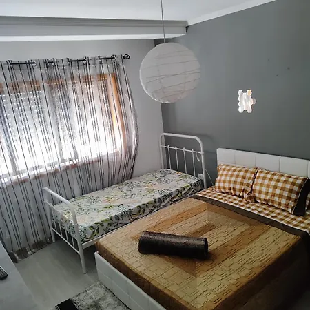 Quarto em Acomodações Particulares Guestapartment Silva&santos Póvoa de Varzim